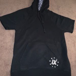 Short sleeve hoodie